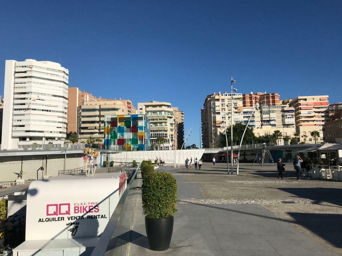 Malagueta Blue Apartment Малага Екстериор снимка
