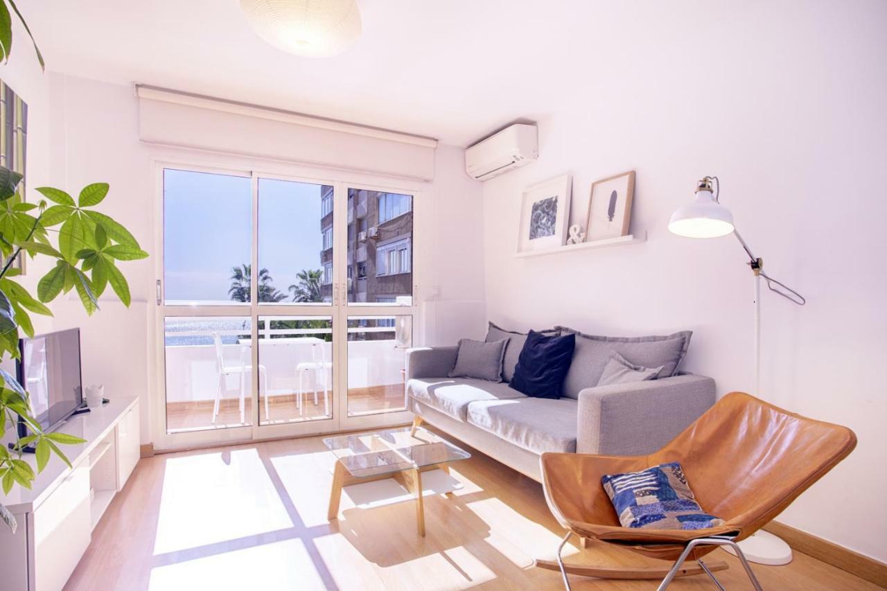 Malagueta Blue Apartment Малага Екстериор снимка