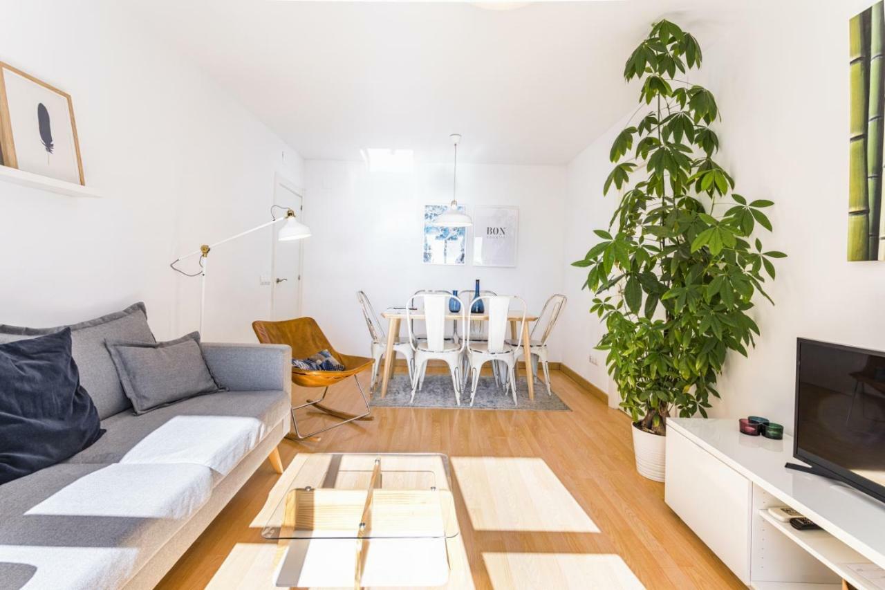 Malagueta Blue Apartment Малага Екстериор снимка