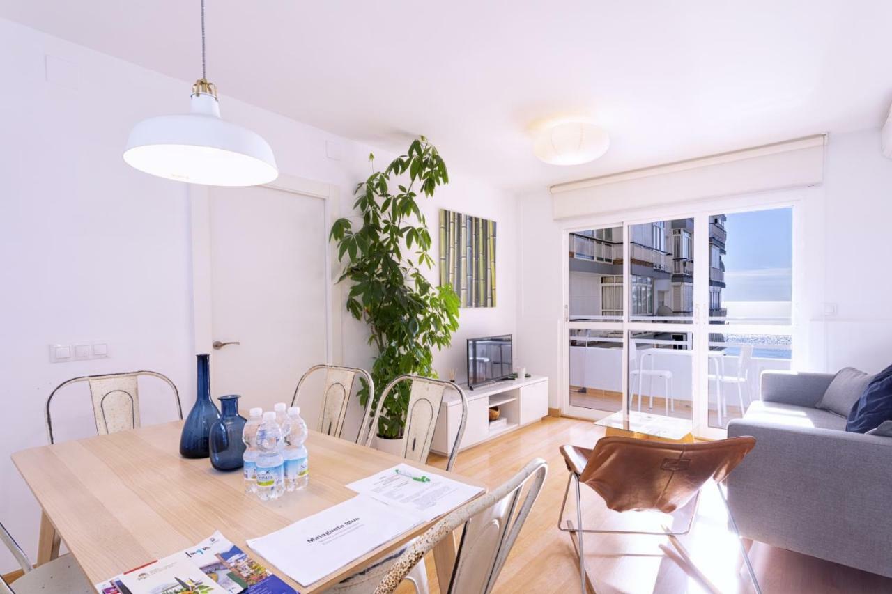 Malagueta Blue Apartment Малага Екстериор снимка