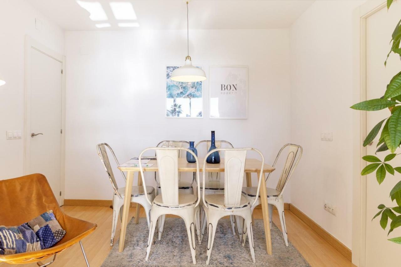 Malagueta Blue Apartment Малага Екстериор снимка