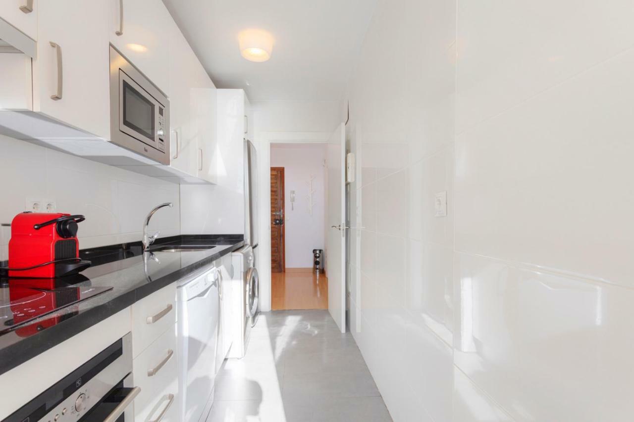 Malagueta Blue Apartment Малага Екстериор снимка